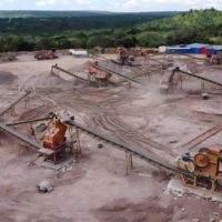 國際！中鐵七局剛果（金）項目一碎石生產(chǎn)系統(tǒng)投產(chǎn)